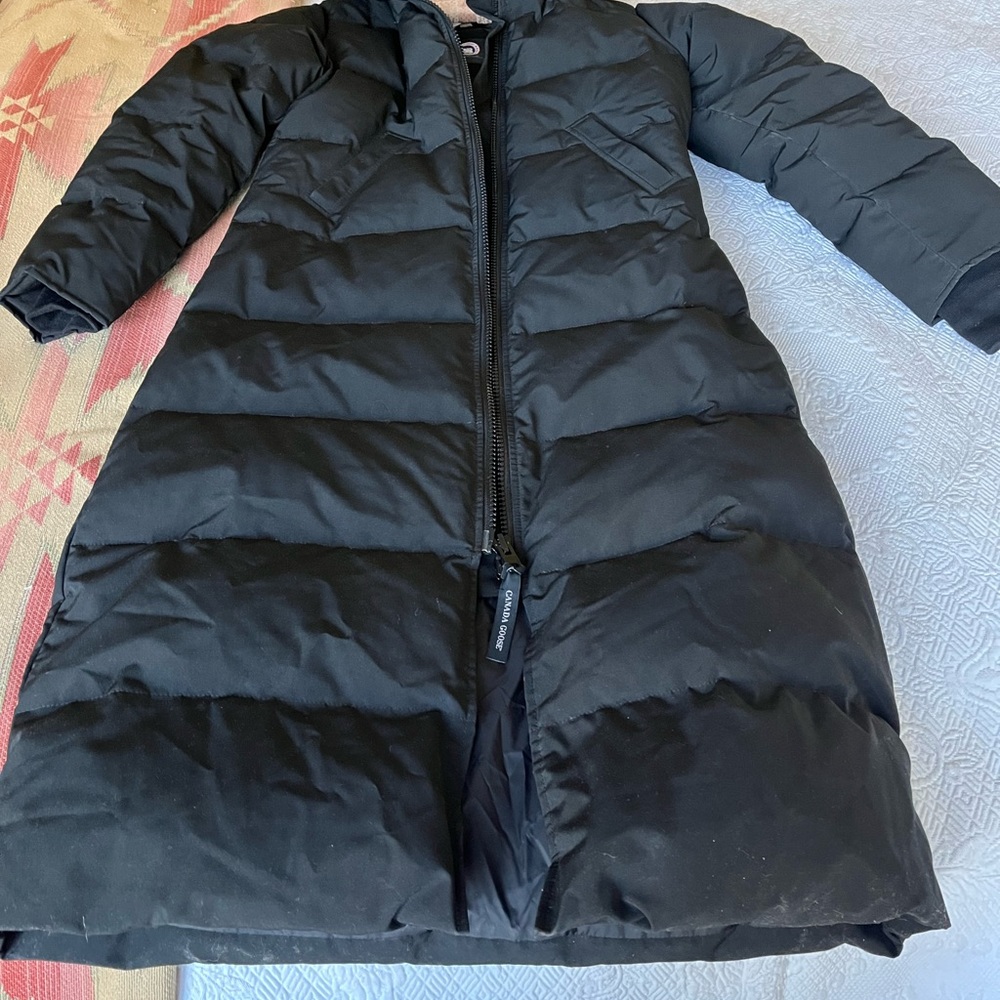 Canada Goose Mystique full-length women’s coat, black size M/M